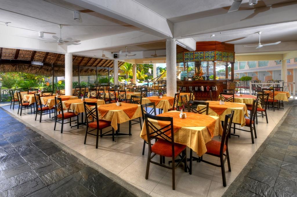 Casa Florida Hotel & Spa Pereybere Beach Екстериор снимка
