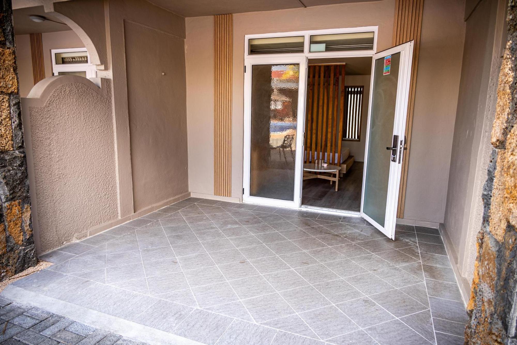 Casa Florida Hotel & Spa Pereybere Beach Екстериор снимка